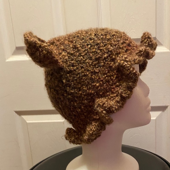 Crochet Teddy Bear hat - Picture 4 of 8